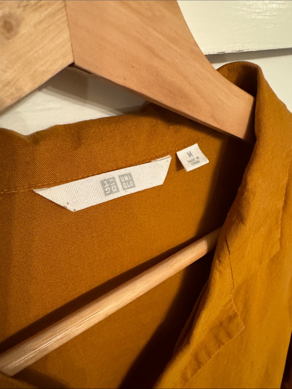 UNIQLO Linen Blend Open Collar Shirt Mustard Brown Boho Short Sleeve Size M - Picture 3 of 4